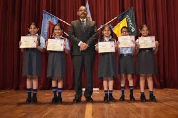 Academic Award Image